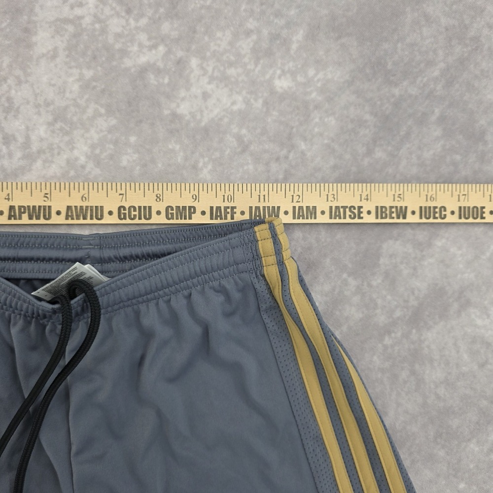 Adidas Climacool Men's Shorts Size XS Gray Yellow 3 Stripe Athletic Soccer Gym - Picture 4 of 7